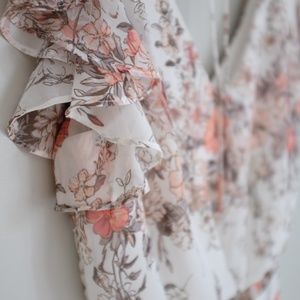 NWOT - Karin Stevens White Floral Maxi Dress - 12